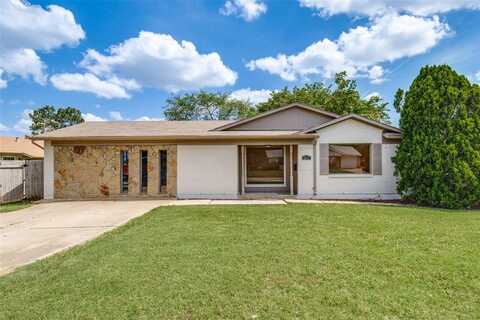 2876 Joanna Drive, Farmers Branch, TX 75234