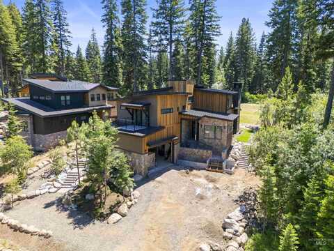1008 Violet Way, McCall, ID 83638
