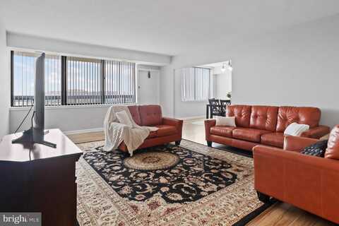 3709 S GEORGE MASON DRIVE, FALLS CHURCH, VA 22041