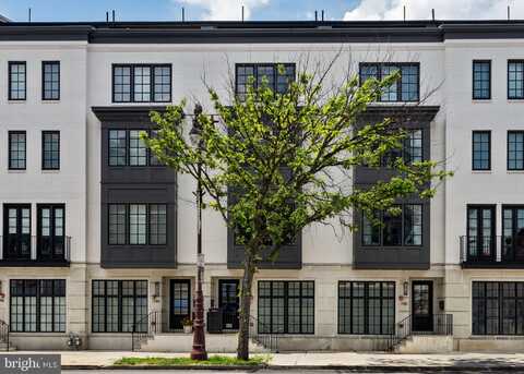 742 S BROAD STREET, PHILADELPHIA, PA 19146