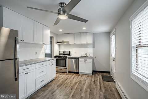 1512 W MAIN STREET, COLLEGEVILLE, PA 19426