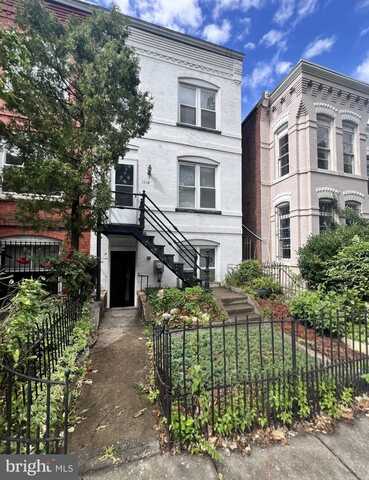 1110 I STREET SE, WASHINGTON, DC 20003