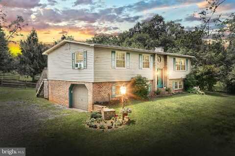 2425 EAST BERLIN ROAD, EAST BERLIN, PA 17316