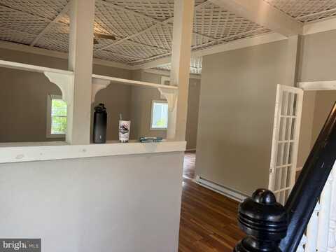 222 W 6TH STREET, LAUREL, DE 19956