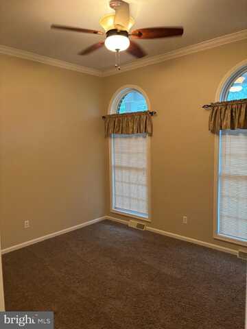934 SAMERICA DRIVE, CHAMBERSBURG, PA 17202