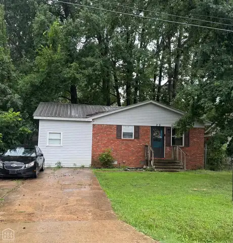 215 Pine Street, Jonesboro, AR 72401