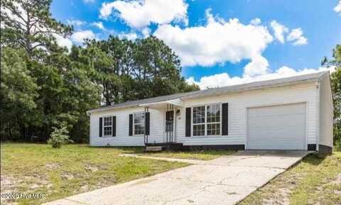 18 Crown Point Road, Hubert, NC 28539