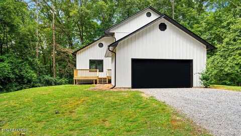 109 Oakland Lane, Sweetwater, TN 37874