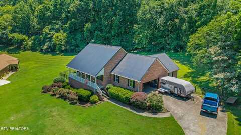 135 H & H Rd, Tellico Plains, TN 37385