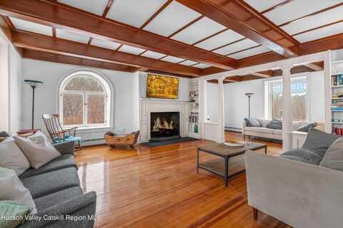 5868 Route 209, Rochester, NY 12446