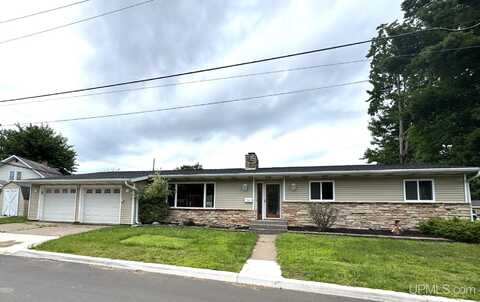 201 Cleveland, Kingsford, MI 49802