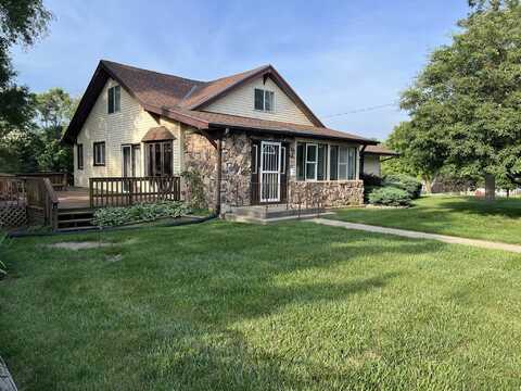 2802 W 5th Street, Sioux City, IA 51103