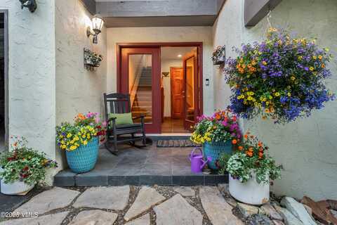 2832 Kinnickinnick Road, Vail, CO 81657