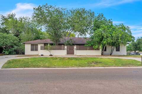 901 Crestview Dr, Laredo, TX 78045