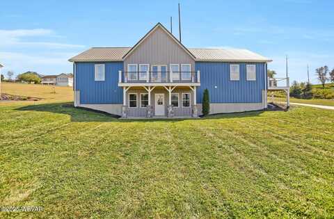 809 BOROUGH LINE Road, Mifflinburg, PA 17844