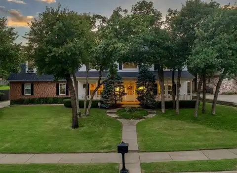 4201 Echohollow Trail, Edmond, OK 73025
