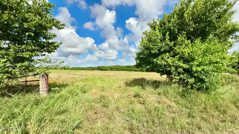 202 W 560 Avenue, Pittsburg, KS 66762
