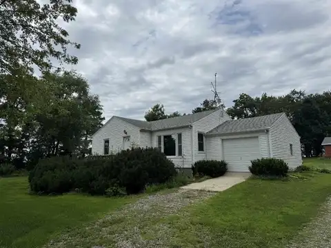 28785 280th Street, Shell Rock, IA 50670