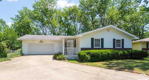 2618 Manor Terrace, Lawrence, KS 66046
