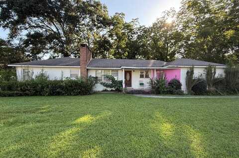 608 Spring Street, Waynesboro, MS 39367