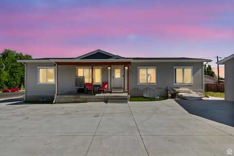 516 N BROADWAY, Tooele, UT 84074