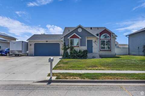 3820 FOXGLEN, Roy, UT 84067