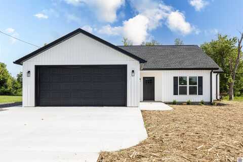 200 Cardinal Road, Mayfield, KY 42066
