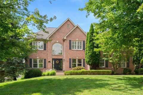 801 Huron Ct, Adamstown, PA 15044