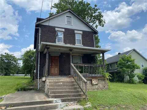 807 Lee Ave, Farrell, PA 16121