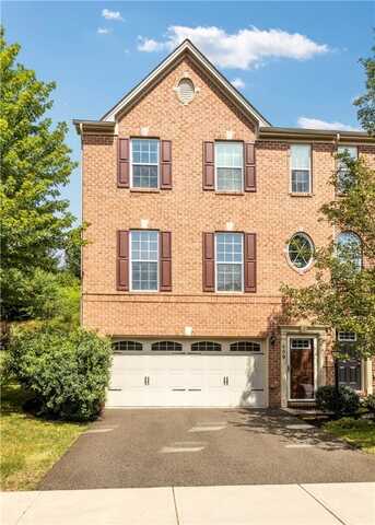 609 Edison Dr, Marshall, PA 15090