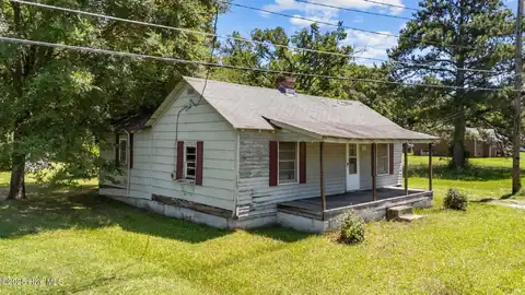 8015 Nc Highway 125, Halifax, NC 27839