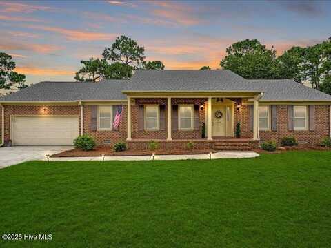 4717 Crosswinds Drive, Wilmington, NC 28409