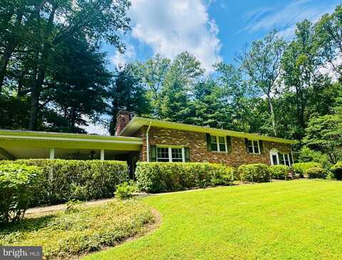3500 BARKLEY DR, FAIRFAX, VA 22031