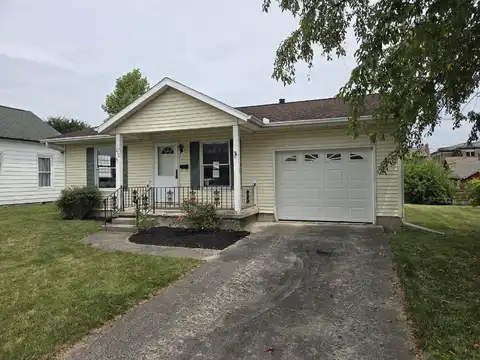 210 W Benton Street, Wapakoneta, OH 45895
