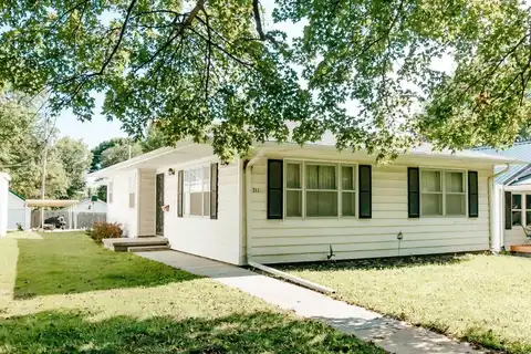 311 Main St, Sabetha, KS 66534