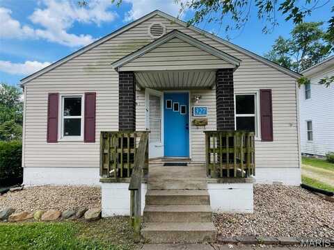 327 Sheridan Street, Bethalto, IL 62010