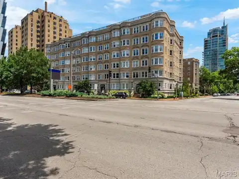 10 N Kingshighway Boulevard, Saint Louis, MO 63108