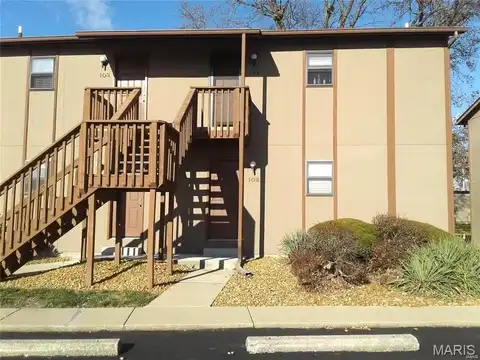 108 ASHLEY Drive, Fairview Heights, IL 62208