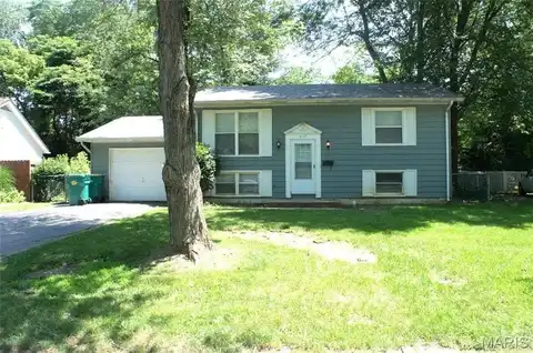 617 W MADISON Street W, O'Fallon, IL 62269