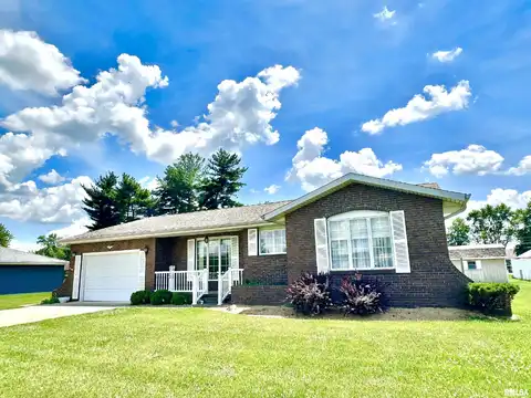 1915 W 4TH Street, Centralia, IL 62801