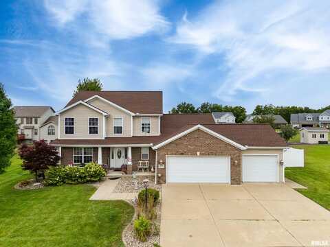 824 DEBATES Street, Washington, IL 61571