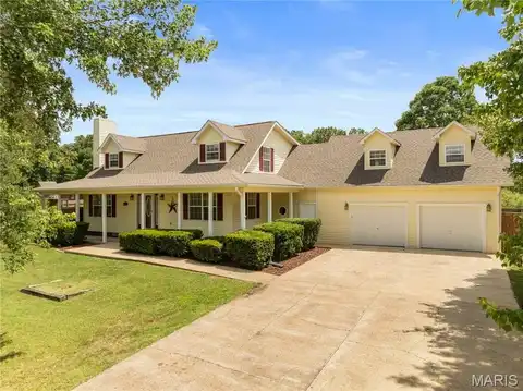 15 Summerfield Estate, Doniphan, MO 63935