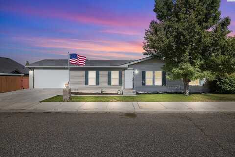 509 S Yolo St, Kennewick, WA 99336
