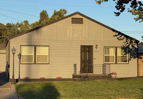 1604 Thayer Dr, Richland, WA 99354