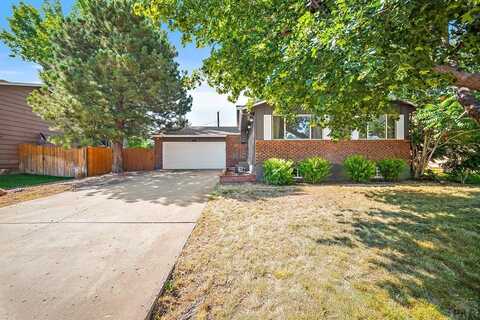130 Montcalm Dr, Pueblo, CO 81005