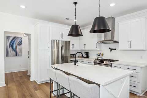 1212 E Gonzalez St, Pensacola, FL 32501