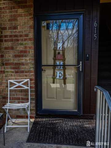 615 Cricket Lane, Woodbridge, NJ 07095