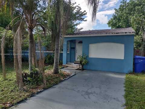 2506 Mayo St, Hollywood, FL 33020