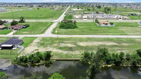 1403 NW 24th Ter, Cape Coral, FL 33993