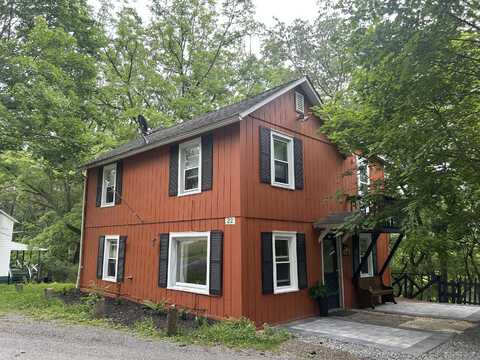 22 Quay Avenue, Mount Pocono, PA 18344